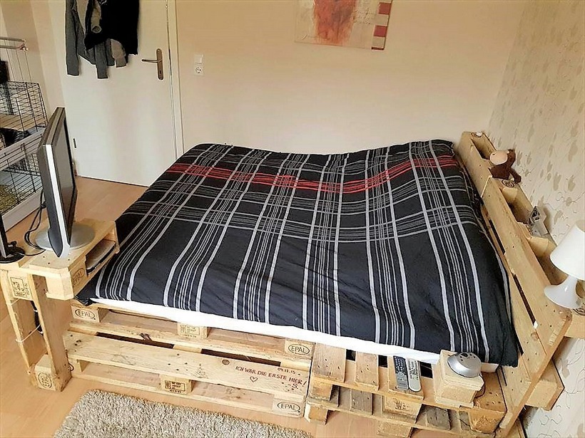 creative-pallet-bed