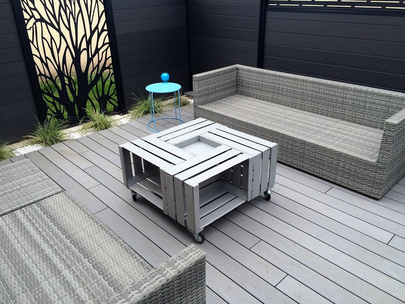 pallet-deck-with-fence-2