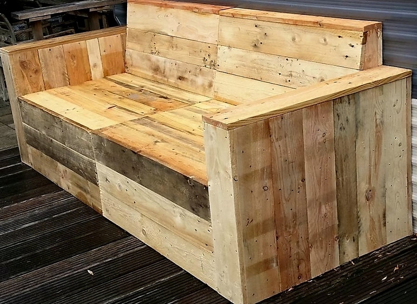 wood-pallet-couch