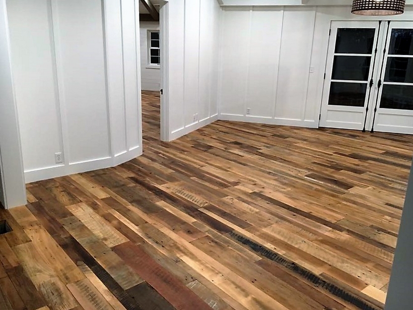 wood-pallet-floor