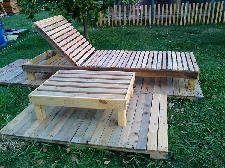 Recycled Pallets Entryway Giant Table with Drawers | Pallet Ideas