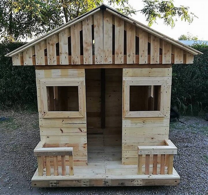 pallet wood playhouse